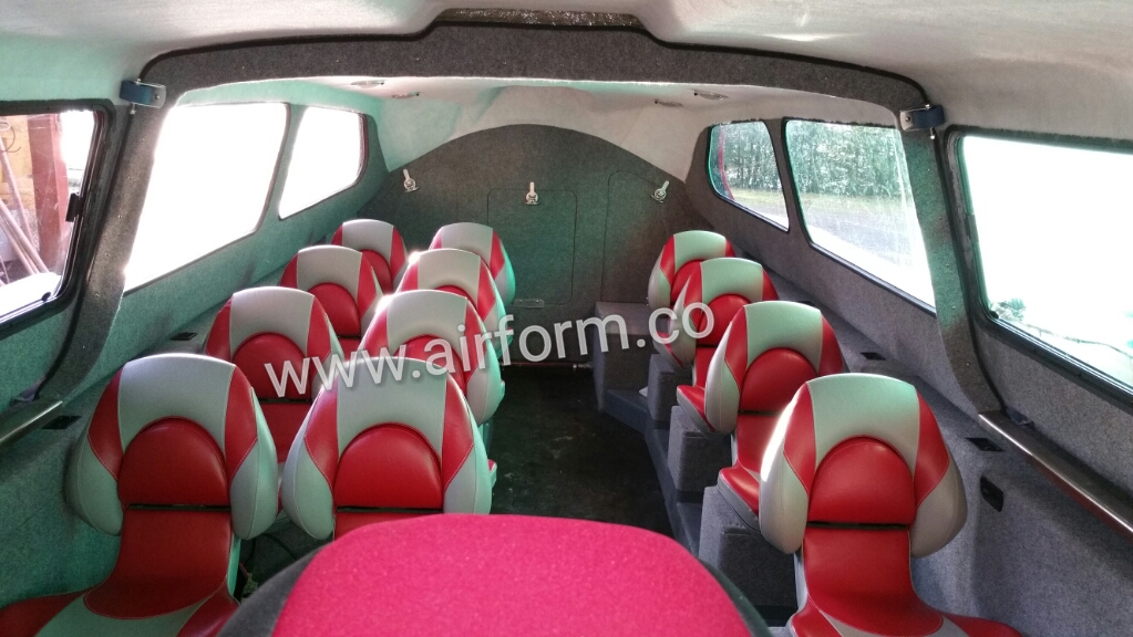 Air Form's AF18 hovercraft Interior